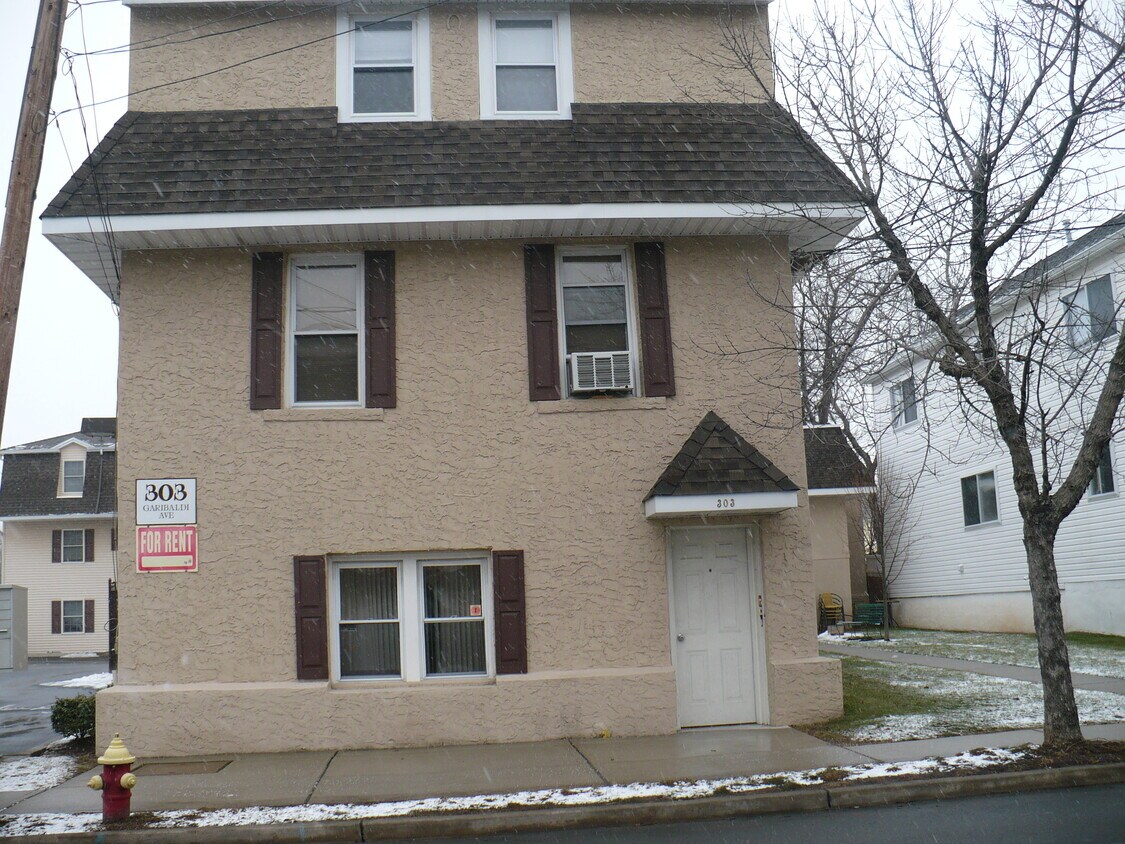 Foto principal - 303 Garibaldi Ave