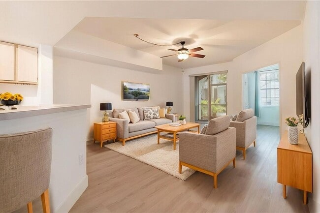 Building Photo - 761 SW 148th Ave