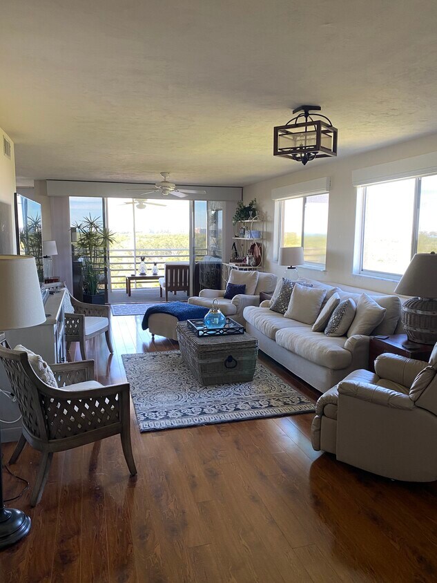 Living Room - 15171 Cedarwood Ln