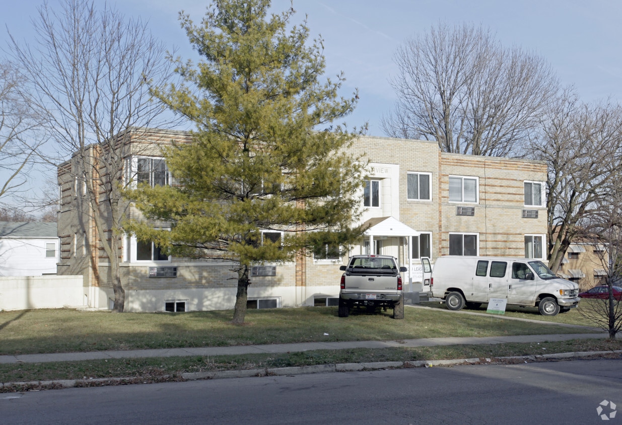 Building Photo - 607 W Fairview Ave