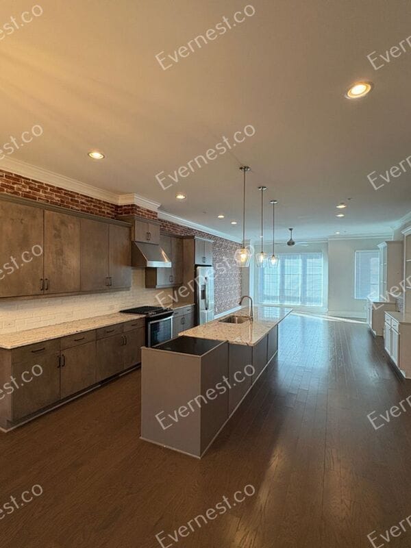 Building Photo - 267 Castleberry Station Dr SW