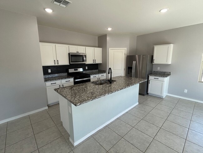 Foto del edificio - 19233 W Elm St