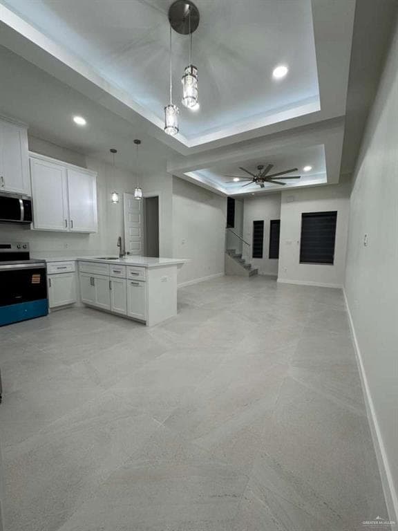 Building Photo - 11 W Kiwi Ave