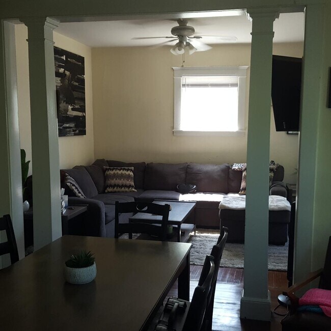 161 Nicoll St Unit 2R, New Haven, CT 06511 Apartments in New Haven