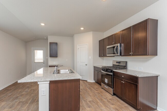 Photo - 5203 Scoria Trl House