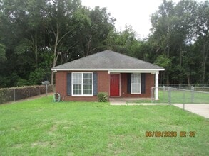Building Photo - 135 Twelve Oaks Ct
