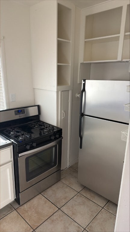 Building Photo - 418 E Crescent Ave