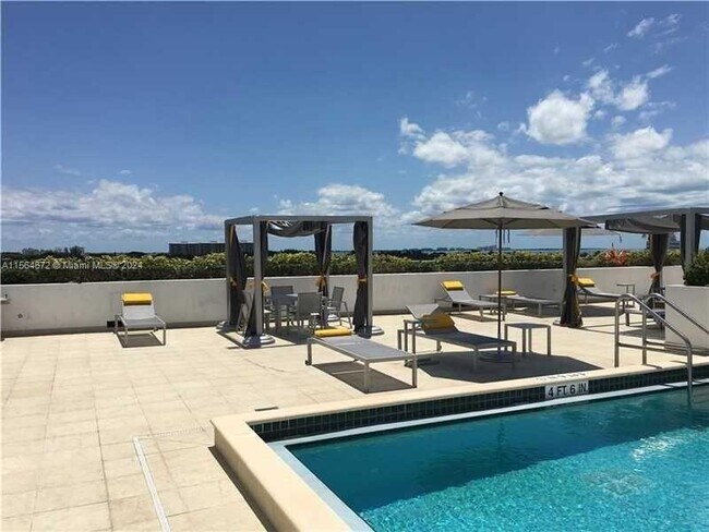 Foto del edificio - 2740 SW 28th Terrace