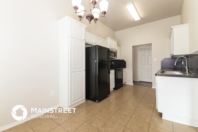 Building Photo - 824 Matthew Ln