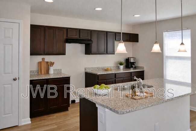 Foto del edificio - 8518 Cheryl Ann Ln