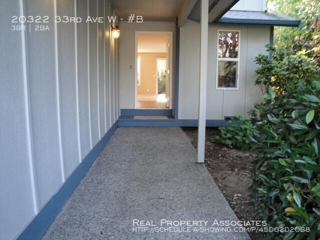 Building Photo - 20322 33rd Ave W