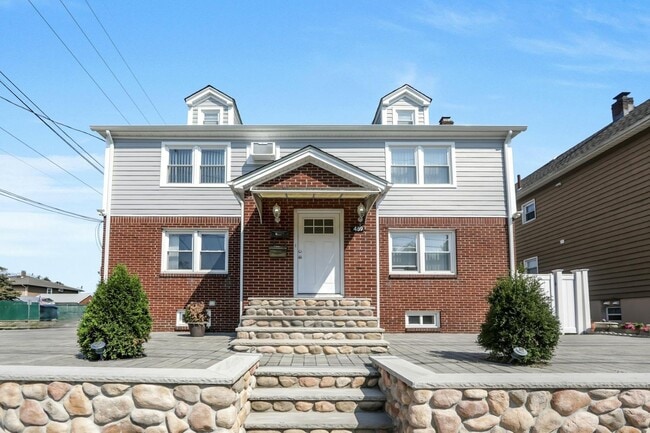 Photo - 489 Madeline Ave Townhome