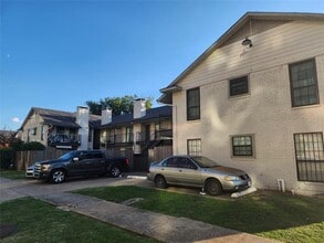 Building Photo - 1603 N Garrett Ave
