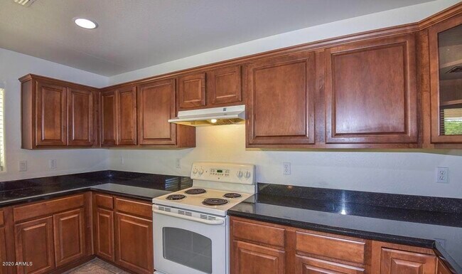 Building Photo - 11383 N 161st Ln