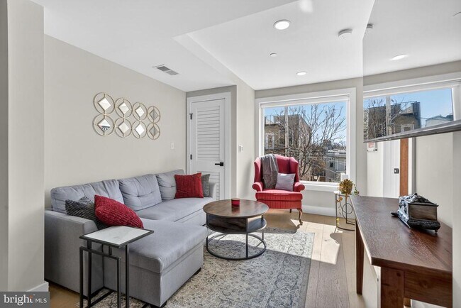 Foto del edificio - 919 12th St NE