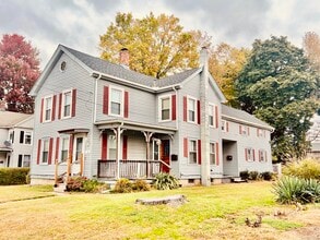 Building Photo - 10 Russell St Building Photo - 10 Russell St