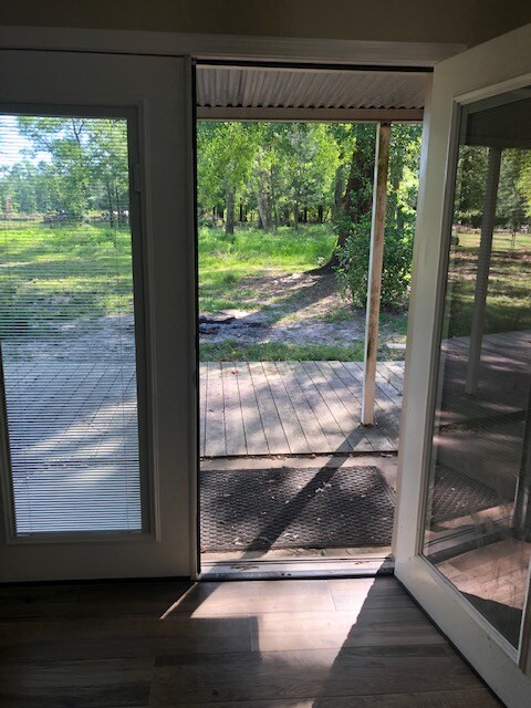 Foto del edificio - 3067 E Claire Dr