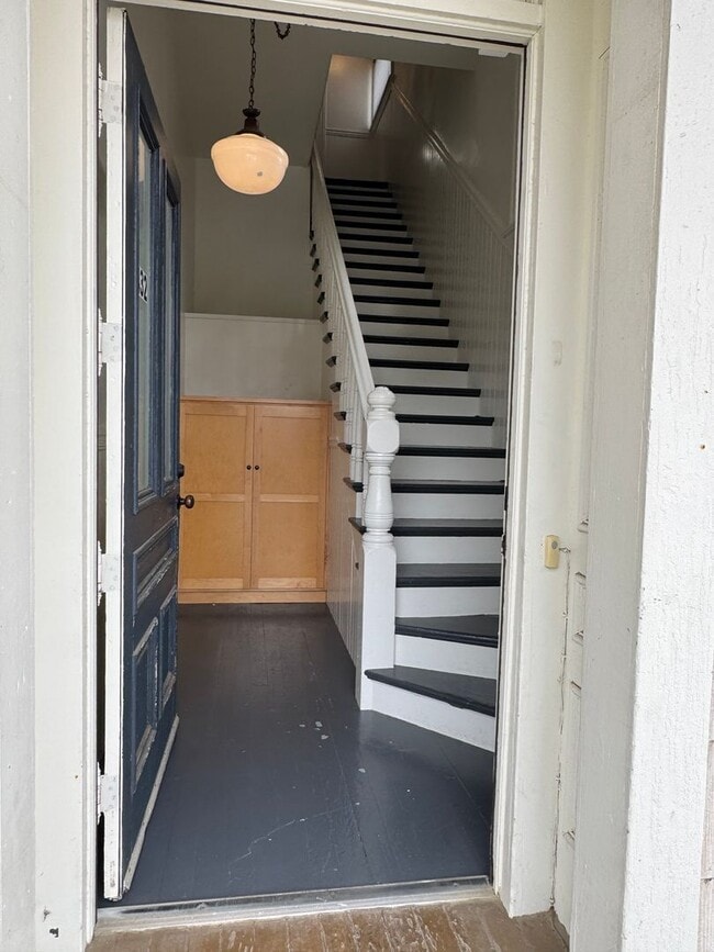 Building Photo - 1432 L St