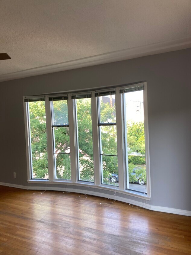 Foto principal - 314 N Ogden Dr