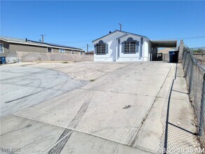 Building Photo - 6216 Bryce Canyon Ave