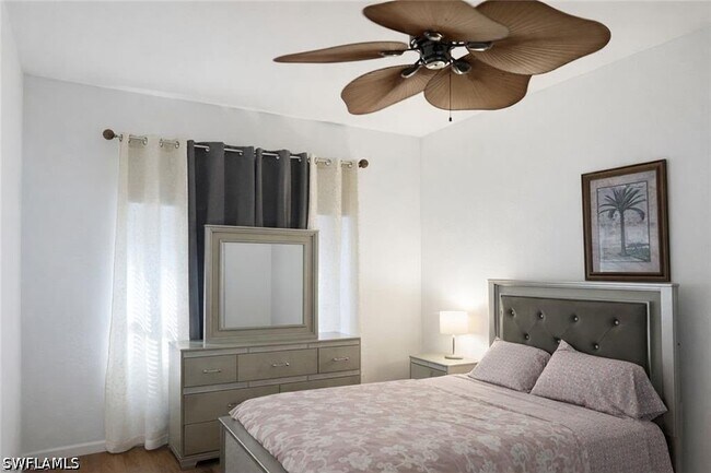 Foto del edificio - 10710 San Tropez Cir