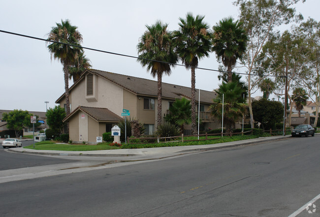 Building Photo - Westwind Apartments