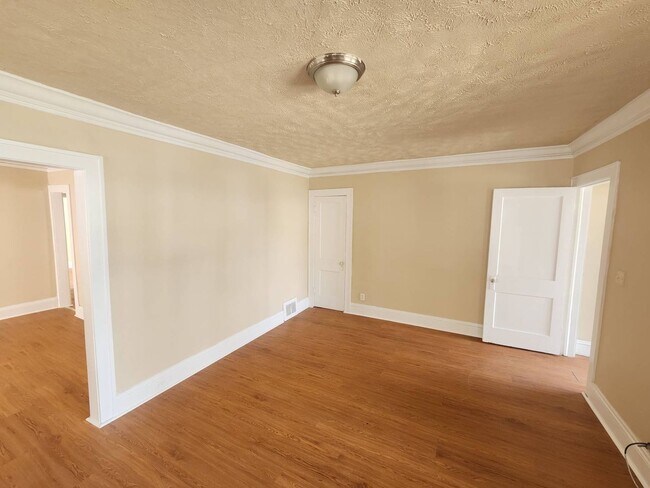 Foto del edificio - 3805 E 153rd St