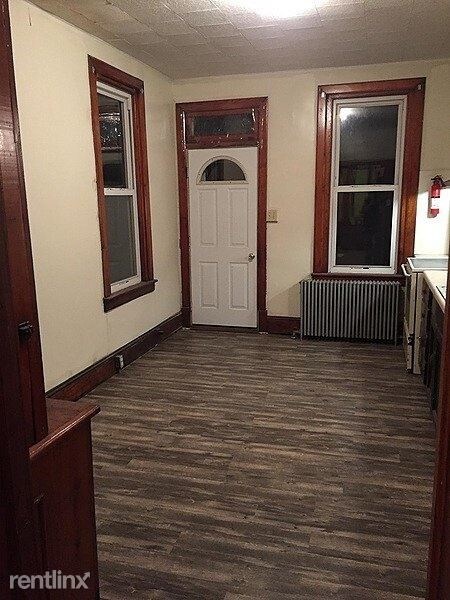 Building Photo - 3 br, 1 bath House - 311 South 2nd Street