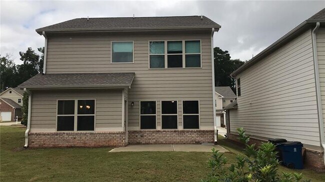 Foto del edificio - 191 Daisy Cir