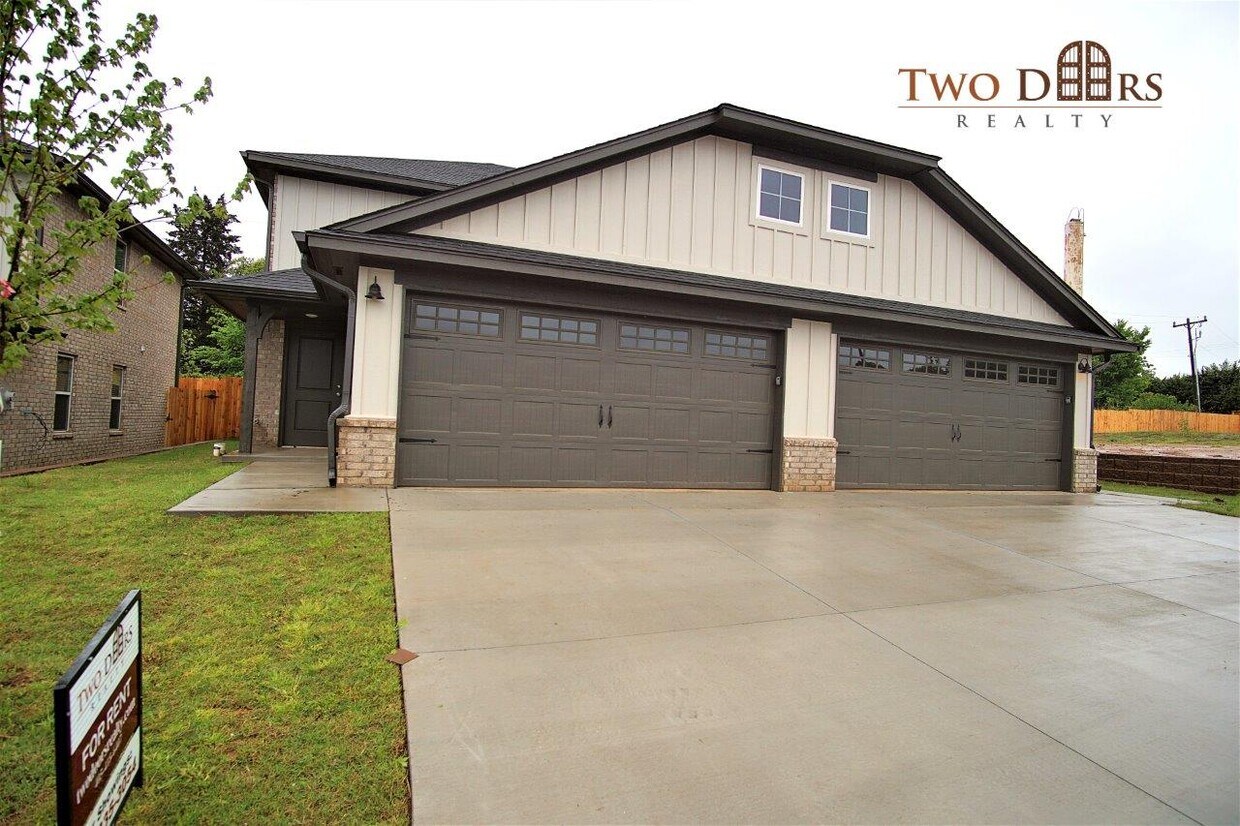Foto principal - 4310 NE 119th St