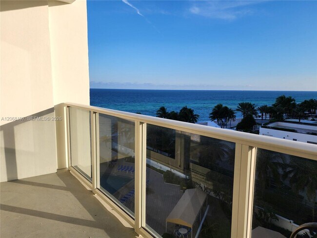 Building Photo - 3505 S Ocean Dr