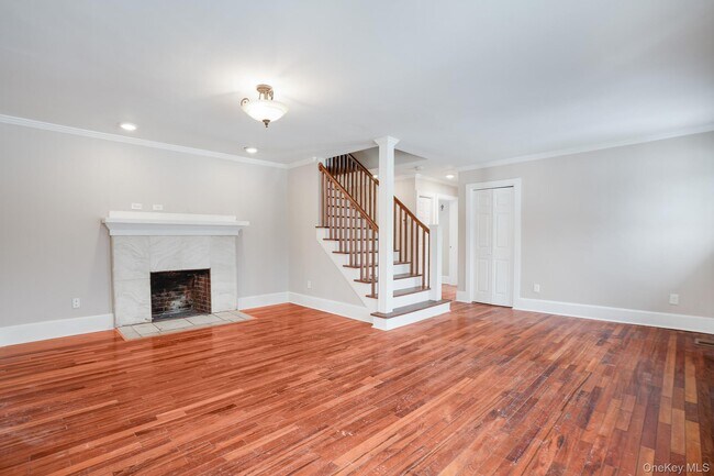 Foto del edificio - 18 Ketcham Dr