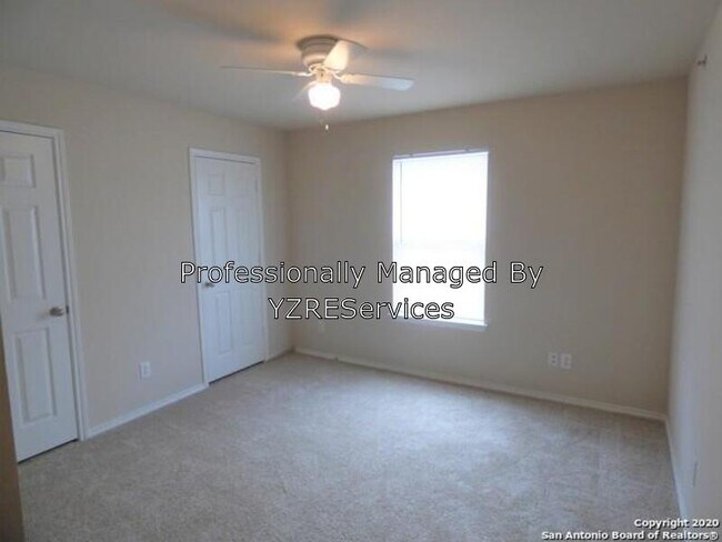 Building Photo - 10803 Mathom Landing