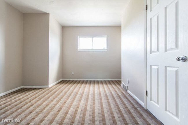 Foto del edificio - 1028 E Warrington Ave