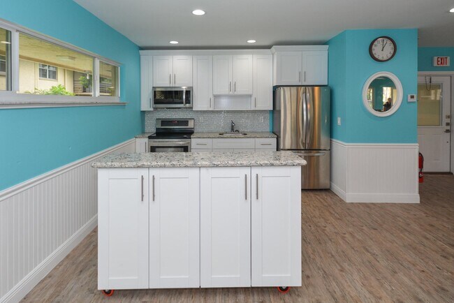 Foto del edificio - 1251 NW 13th St