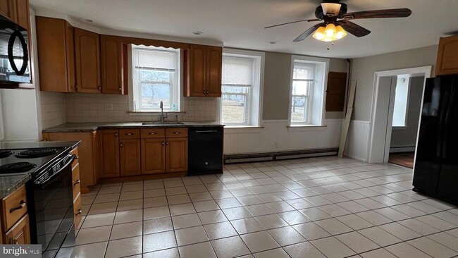 Foto del edificio - 135 Hoffmansville Rd