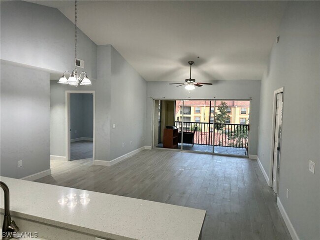 Foto del edificio - 7960 Preserve Cir