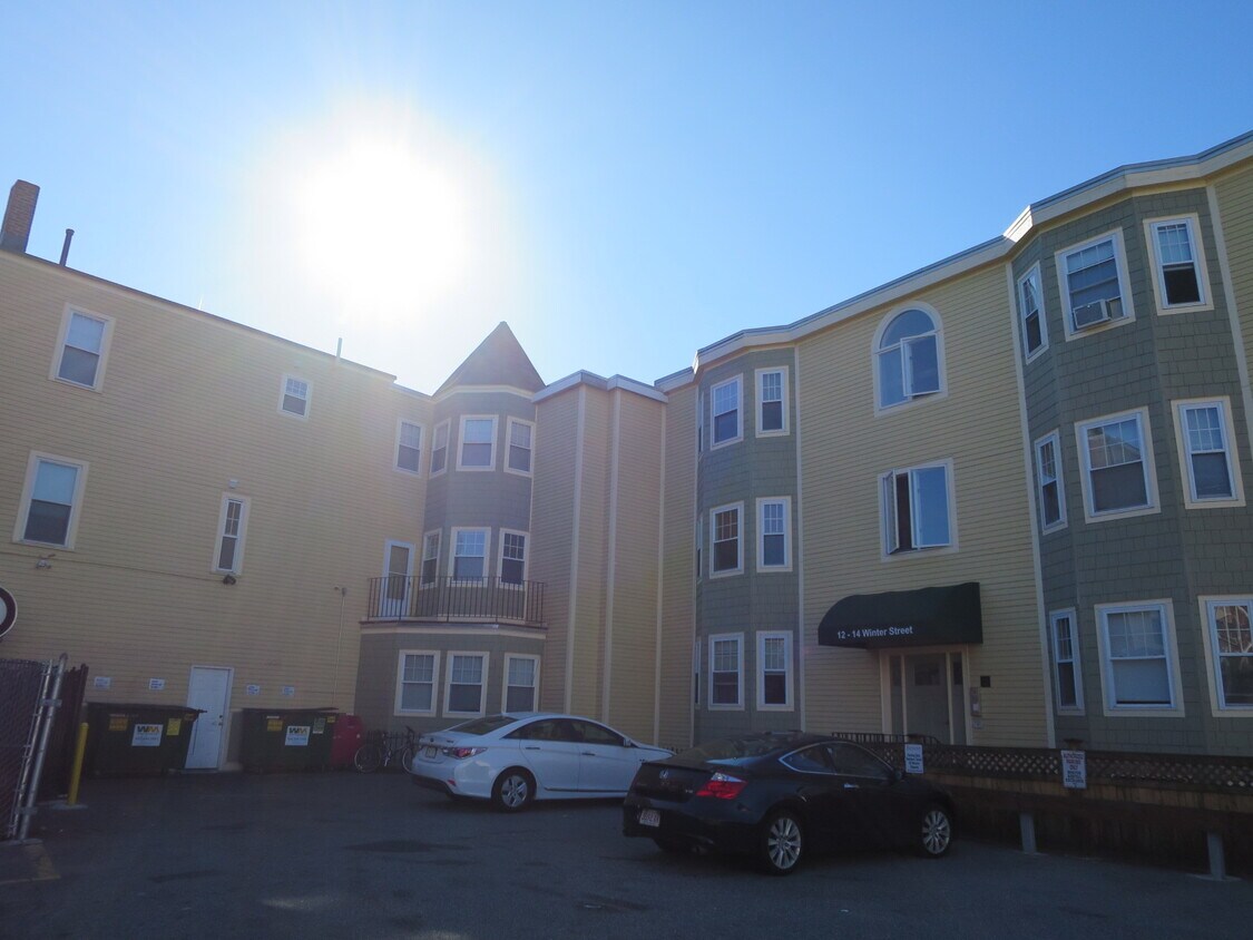 Building Photo - 12 Winter St