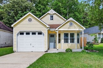 Building Photo - 123 Basswood Ct