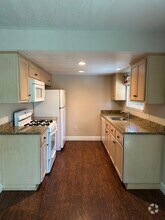 Building Photo - 5550 Traffic Way