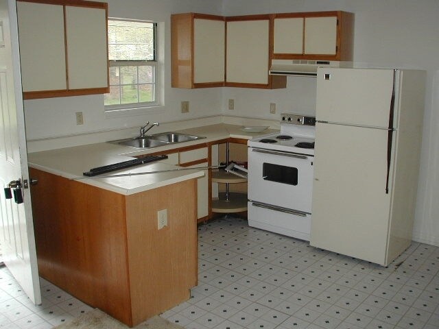 Otro - Francis St Apartments