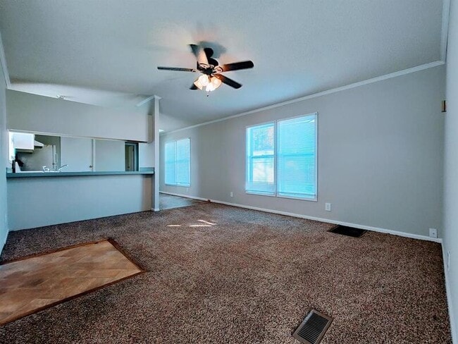 Foto del edificio - 513 Sunshine Dr