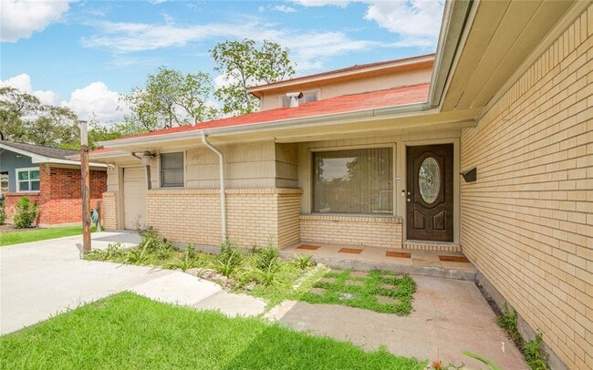 Foto del edificio - 5902 Hornwood Dr