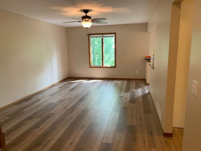Foto del edificio - Nice 4 Bedroom 2 Bathroom house in Hudson