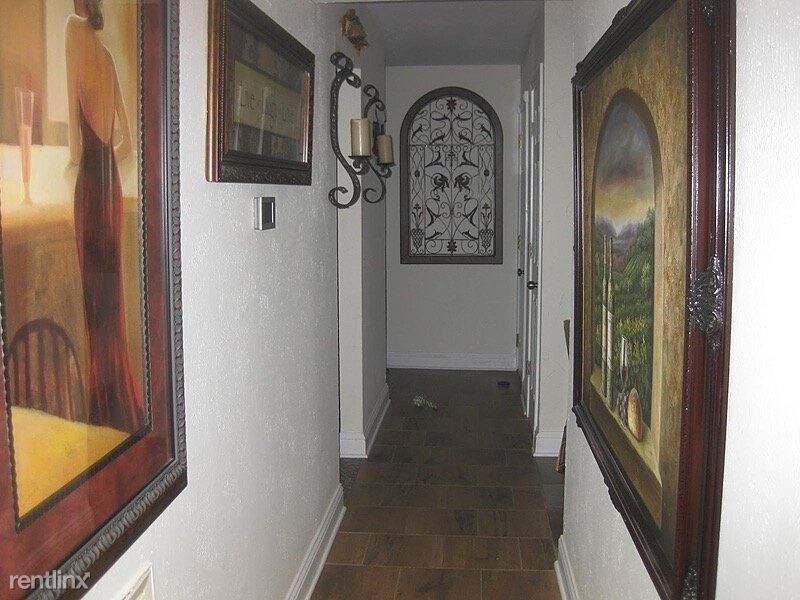 Primary Photo - 3 br, 2 bath House - 704 Sunny Slope Drive