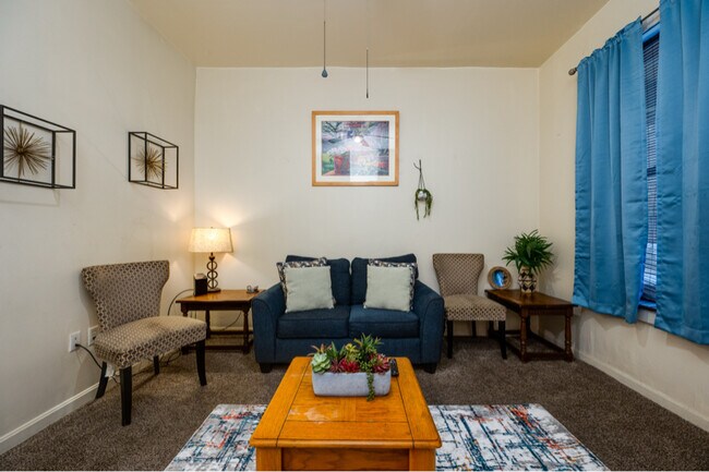 Foto del edificio - 612 W Market St