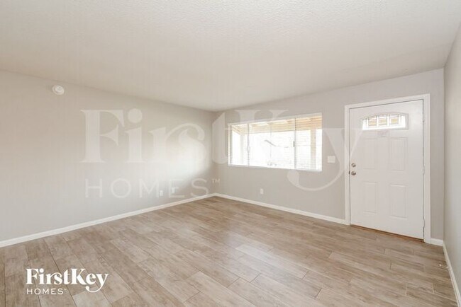 Building Photo - 4419 W Turquoise Ave