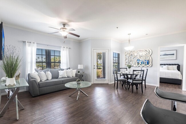 Living room - Westbury at Lake Brandon