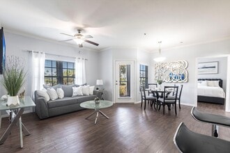 Living room - Westbury at Lake Brandon