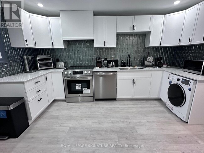 Building Photo - 50 Freeman St